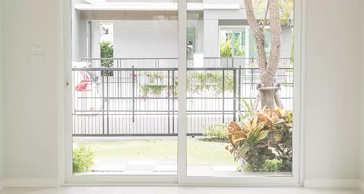 Balcony Screen Door Repair in Englewood, FL