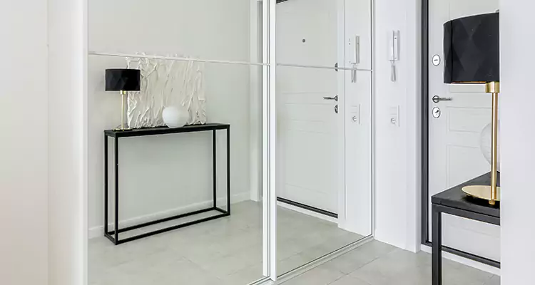 Mirrored Bifold Closet Doors Repair in Englewood, FL