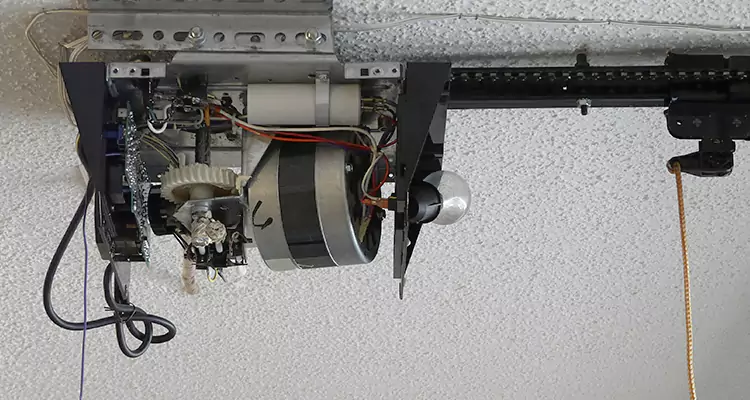 Emergency Garage Door Opener Repair in Englewood, FL