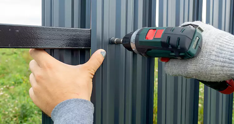 Metal Gate Repair in Englewood, FL