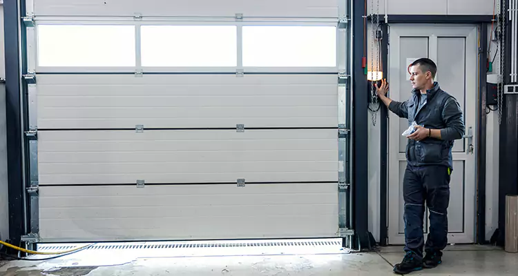 Modern Overhead Door Repair in Englewood, FL