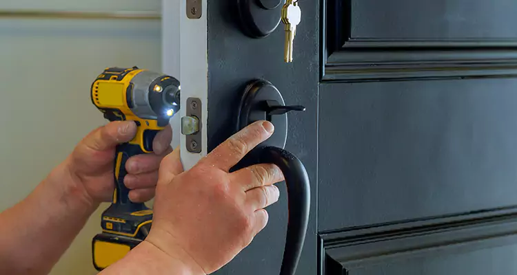 Comprehensive Door Lock Repair Services in Englewood, FL