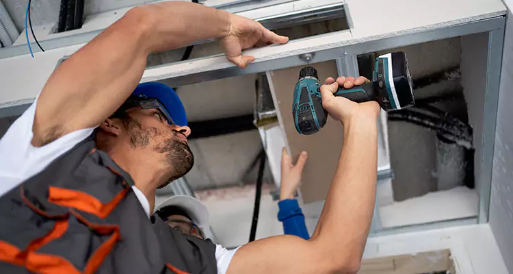 Emergency Overhead Door Repair in Englewood, FL