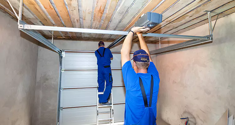 Garage Door Opener Technician in Englewood, FL