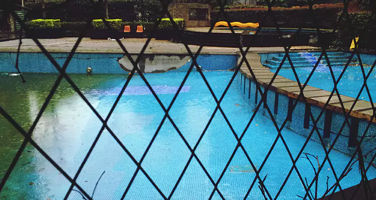 Lanai Screen Repair in Englewood, FL