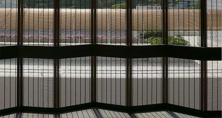 Front Screen Door Repair in Englewood, FL