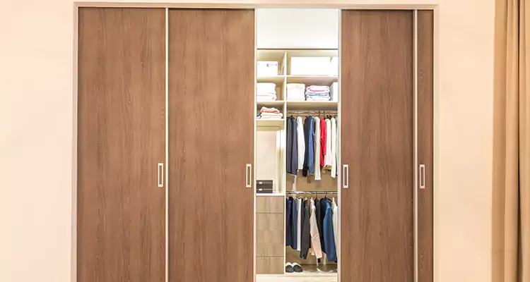 Sliding Closet Wardrobe Repairs in Englewood, FL